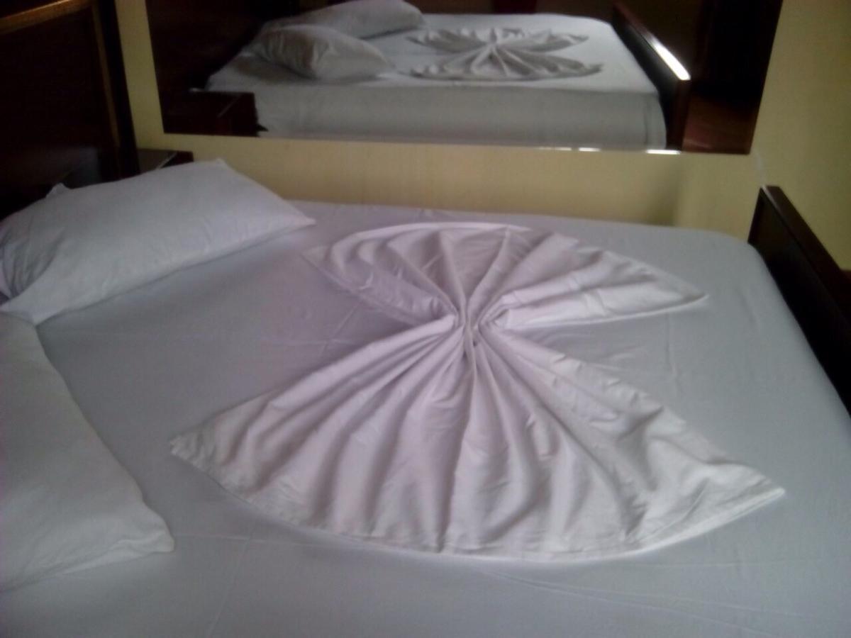 Hotel Deja Tirana Buitenkant foto